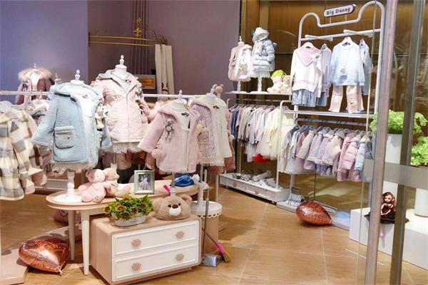 丹尼熊童装产品 门店图片