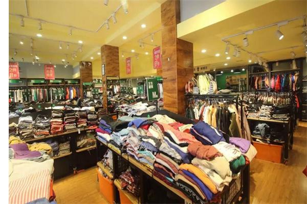 大良小女装产品 门店图片