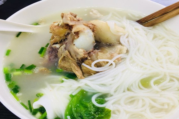骨鲜坊筒子骨鲜粉产品 门店图片