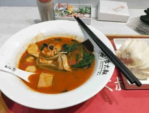 步大叔老式麻辣烫