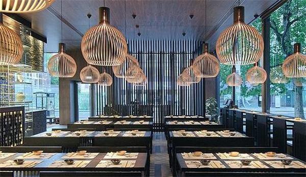 南京开火锅店，如何装修出高级感？