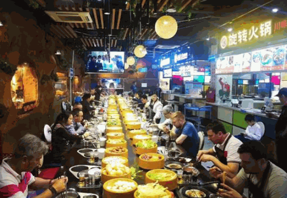 川锅汇旋转小火锅产品 门店图片
