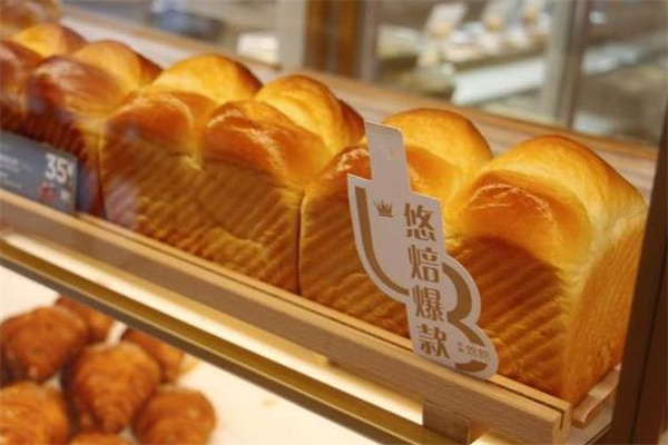光明优焙面包产品 门店图片