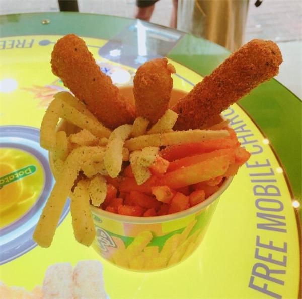 开一家potato corner赚钱么