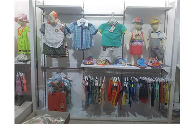 大小童装店产品 门店图片