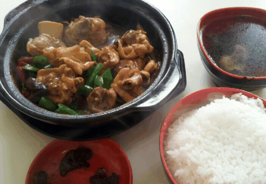 亿品味黄焖鸡米饭
