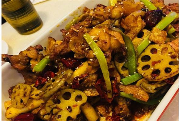 大嘴巴干锅牛蛙产品 门店图片