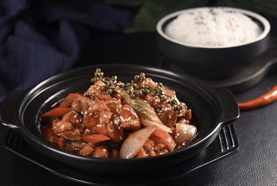 姝涵老友记黄焖鸡米饭