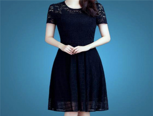 23街女装产品 门店图片