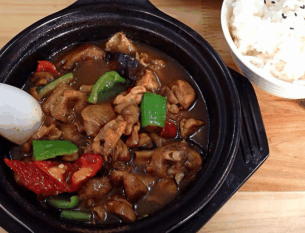 姝涵老友记黄焖鸡米饭