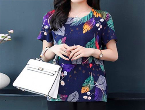 365女装产品 门店图片