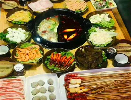 门口小扁担串串香产品 门店图片
