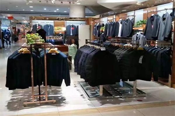 来星男装产品 门店图片