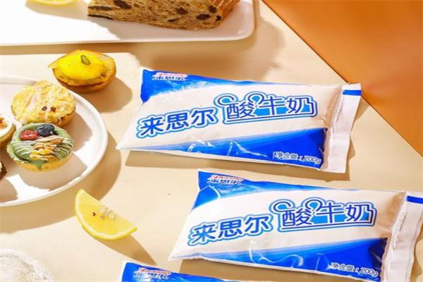 来思尔酸奶紫米露