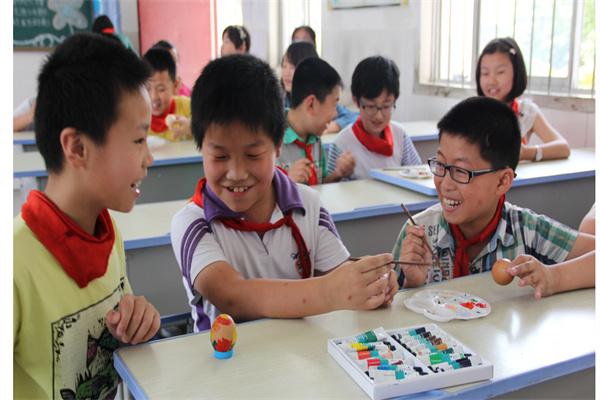 多彩教育产品 门店图片