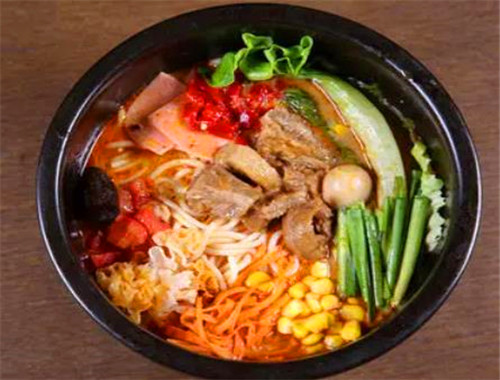 美味过桥米线产品 门店图片