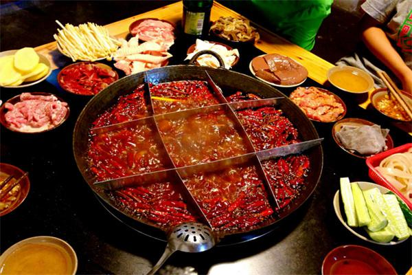 牛巴适火锅产品 门店图片