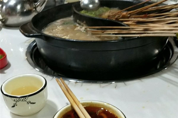 记忆故事小郡肝串串香
