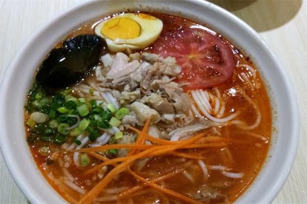 蓝尾巴泰式酸汤米线产品 门店图片
