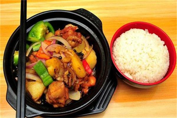 黄妈厨房黄焖鸡米饭产品 门店图片