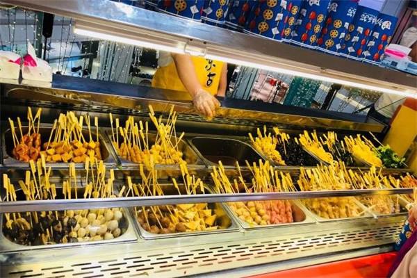 欢乐猫藤椒串串加盟