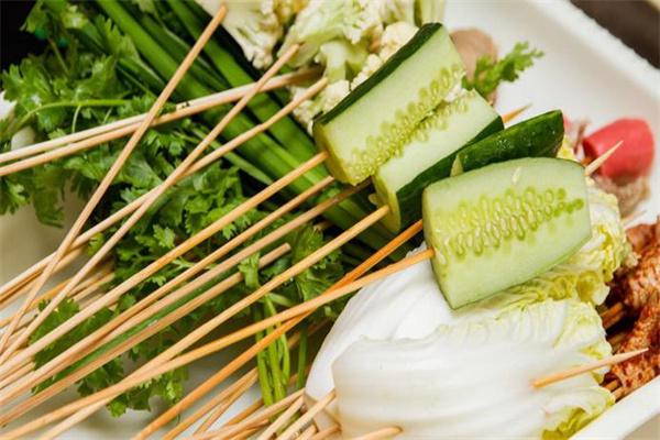狼外婆串串香产品 门店图片