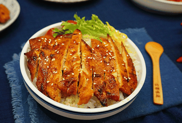 超鸡动力铁板鸡扒饭