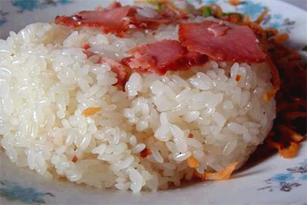糯魅手抓糯米饭加盟