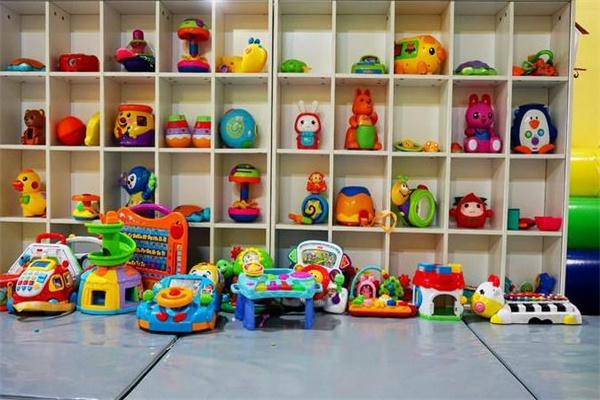 老爸与海玩具产品 门店图片