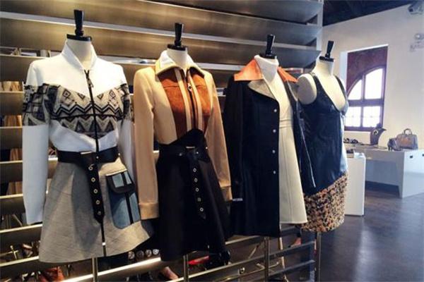 捞吧服装产品 门店图片