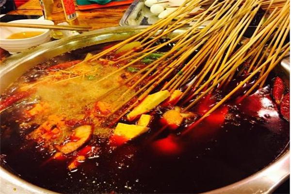 老巴适串串香加盟