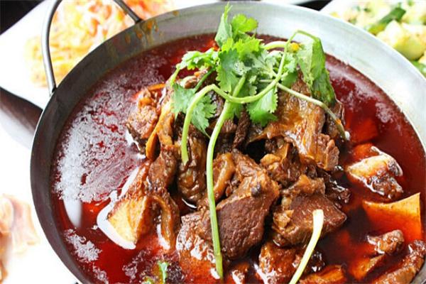 牛专家新派潮汕牛肉火锅产品 门店图片