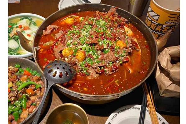 二虎麻辣水煮牛肉产品 门店图片