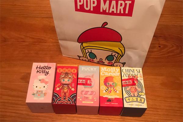 泡泡玛特盲盒产品 门店图片