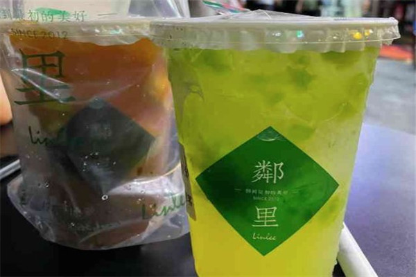 邻里手打柠檬茶