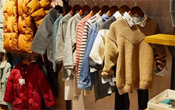 可米熊童装产品 门店图片