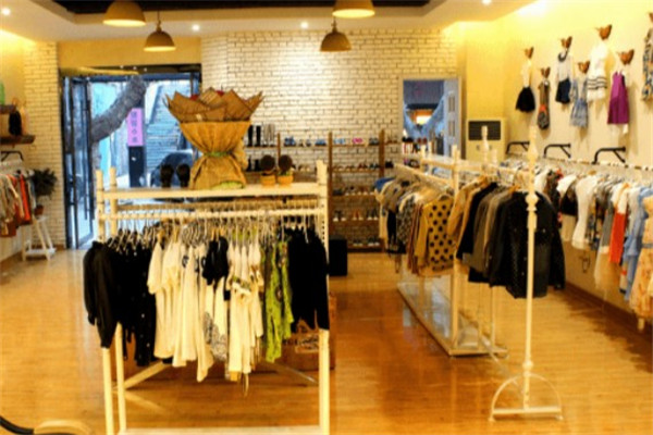 龙猫之家童装店产品 门店图片