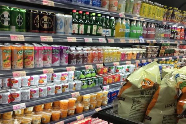 邻步量贩零食超市