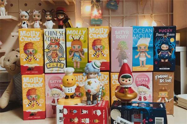 泡泡玛特盲盒产品 门店图片