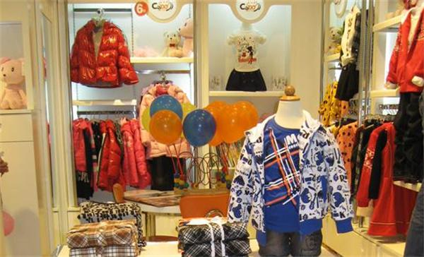 可米熊童装产品 门店图片