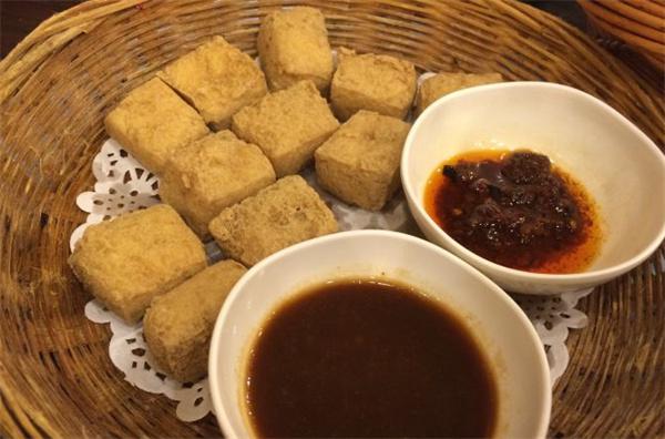 孔乙己臭豆腐产品 门店图片