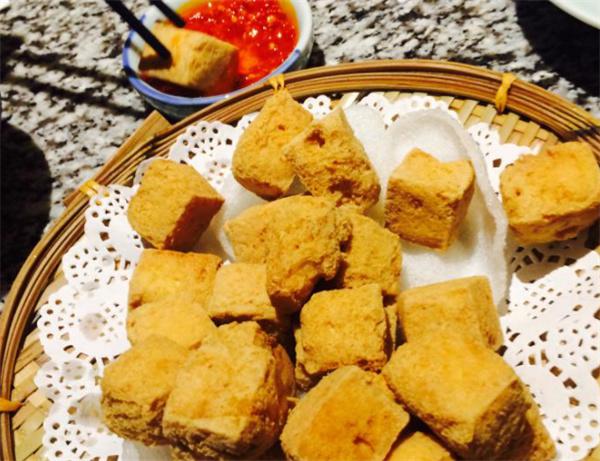 孔乙己臭豆腐产品 门店图片
