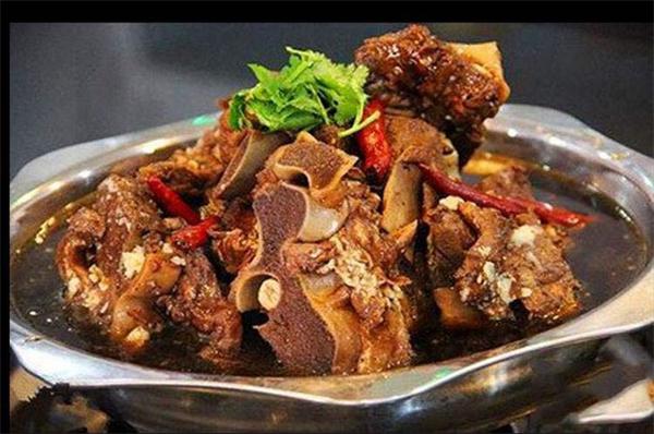 申小玉牛蝎子火锅费是多少