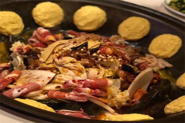 李记铸铁锅炖鱼产品 门店图片