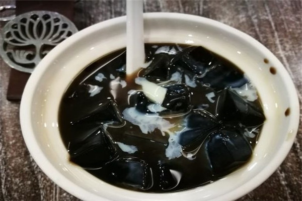 重庆阿坤甜品靠谱吗？怎么？