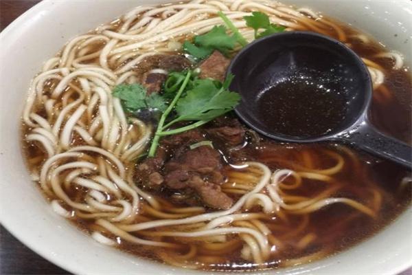 李师傅加州牛肉面产品 门店图片