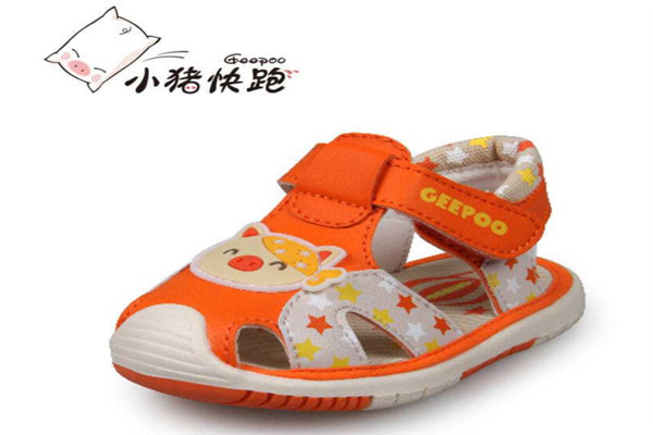 小猪快跑童鞋产品 门店图片