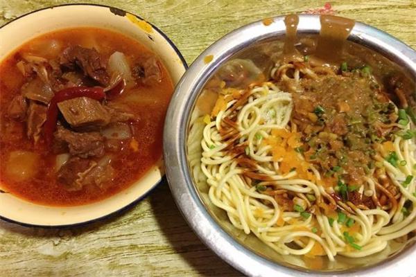李亚娟热干面产品 门店图片