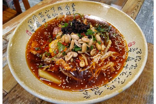 【江湖冒菜加盟】