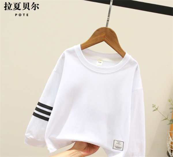 拉夏贝尔童装产品 门店图片